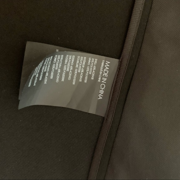 Club Monaco | Single Breasted Blazer - Picture 5 of 6